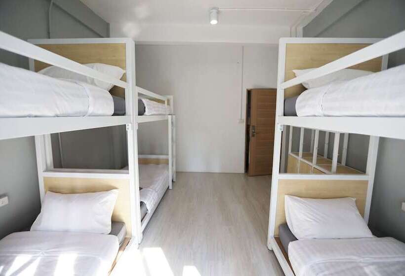 Local Time Bangkok   Hostel