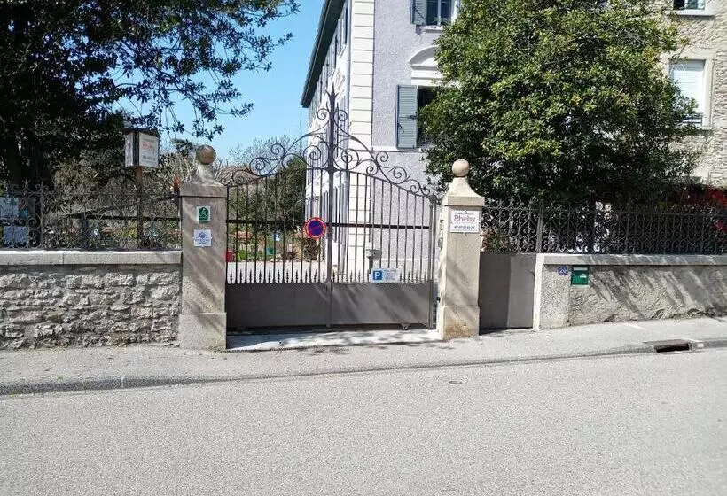 Aamiaismajoitus (B&B) A Deux Pas Du Rheby