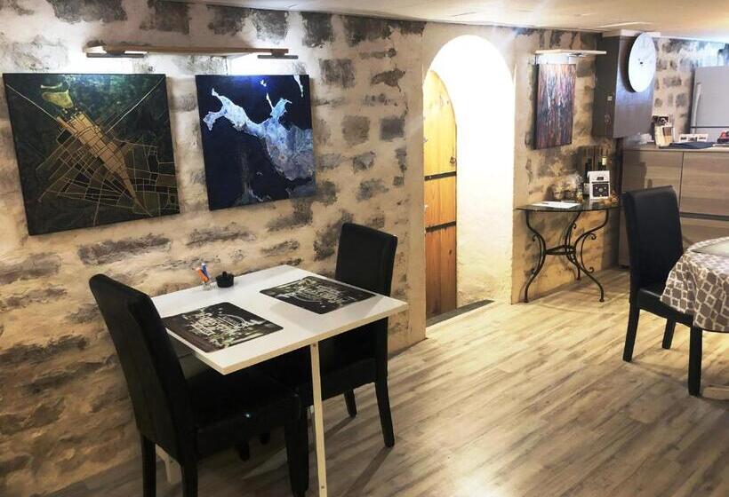 민박 Chambres D Hôte Dijon Clair De Lune