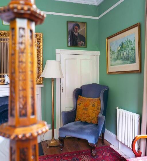 Bed and Breakfast Grosvenor Villa