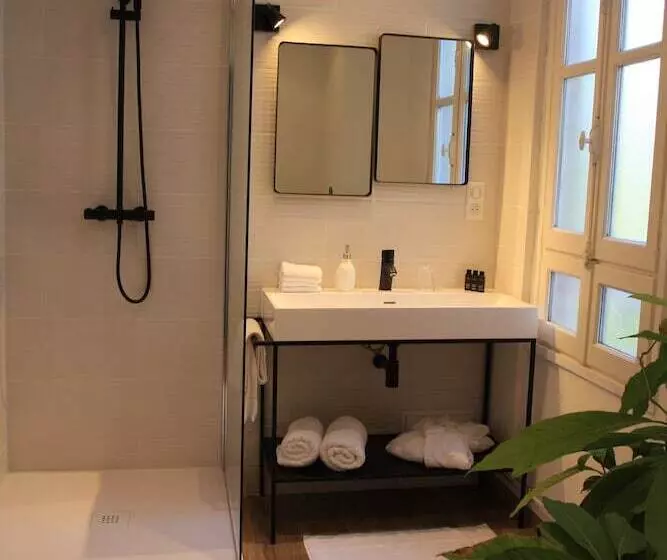 تختخواب و صبحانه La Villa Dunois