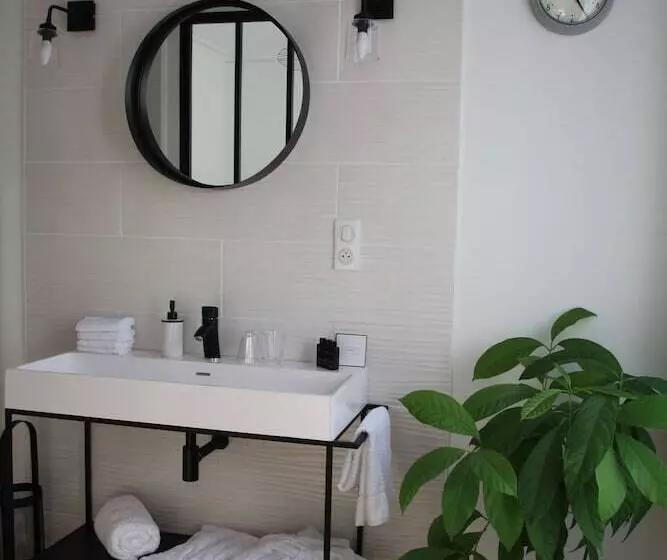 تختخواب و صبحانه La Villa Dunois