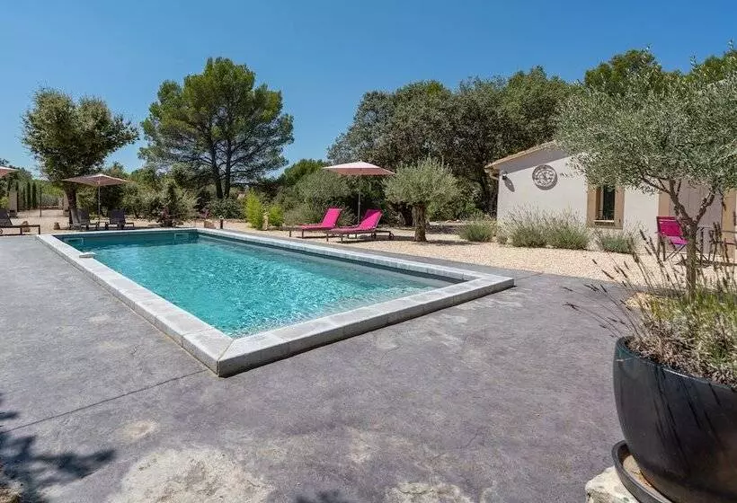 Aamiaismajoitus (B&B) Mas La Chêneraie Lourmarin   Au Calme, à 10 Mn Du Centre Ville à Pied