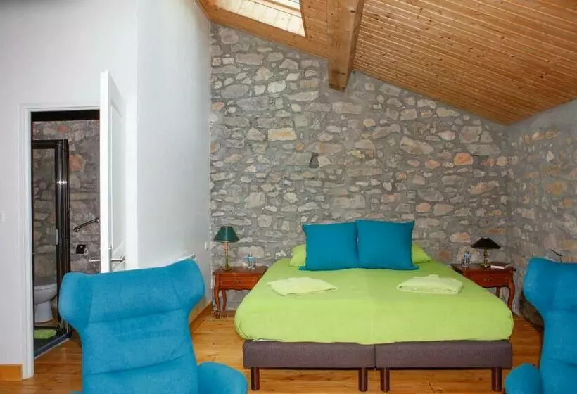 Aamiaismajoitus (B&B) Moulin D Entre Les Roches