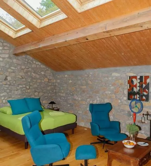 Aamiaismajoitus (B&B) Moulin D Entre Les Roches