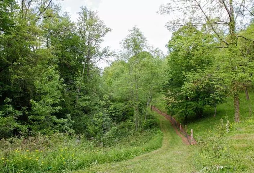 Aamiaismajoitus (B&B) Moulin D Entre Les Roches
