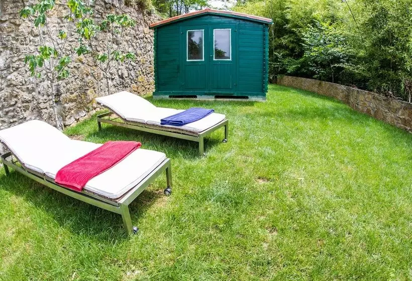 Aamiaismajoitus (B&B) Moulin D Entre Les Roches