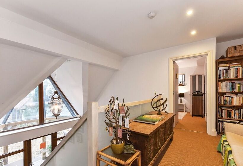 צימר The Enclave