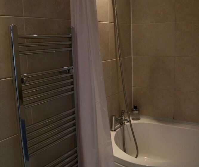 צימר The Enclave