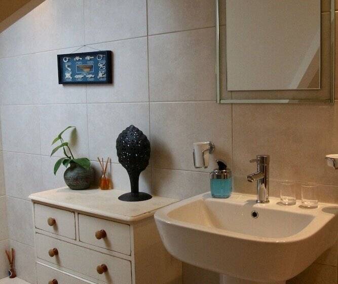 צימר The Enclave