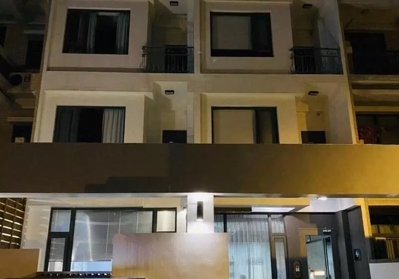 تختخواب و صبحانه Kenting True Color Hostel