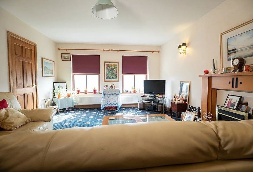 Hill House Bed And Breakfast