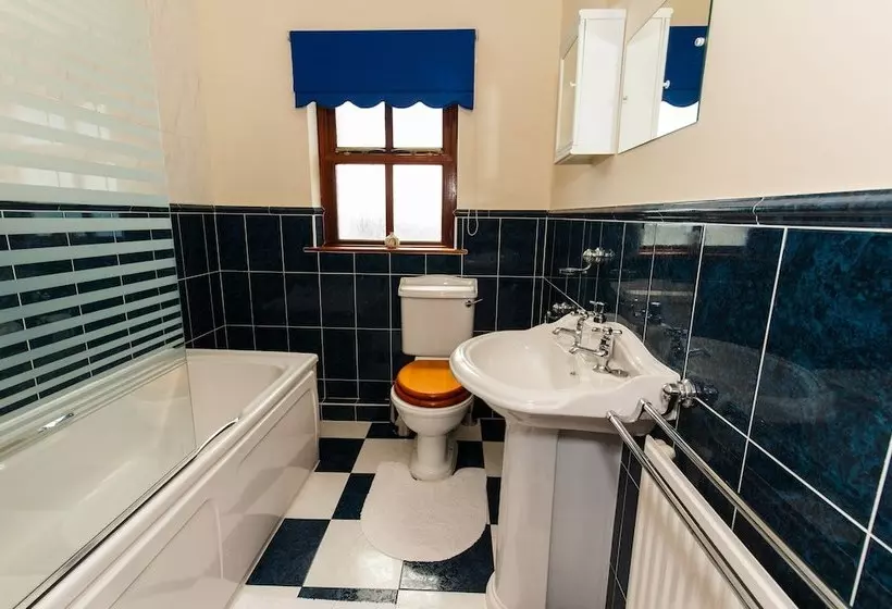 Hill House Bed And Breakfast