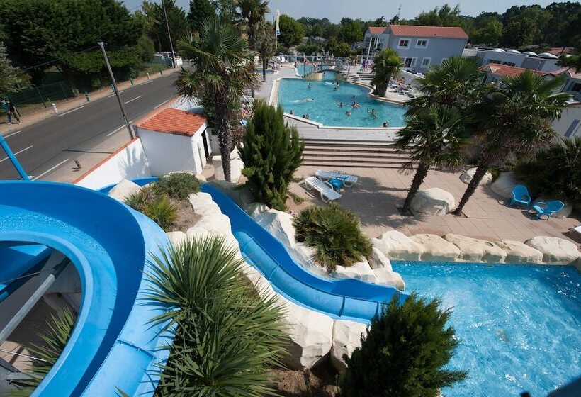 ホテル Camping L'abri Des Pins