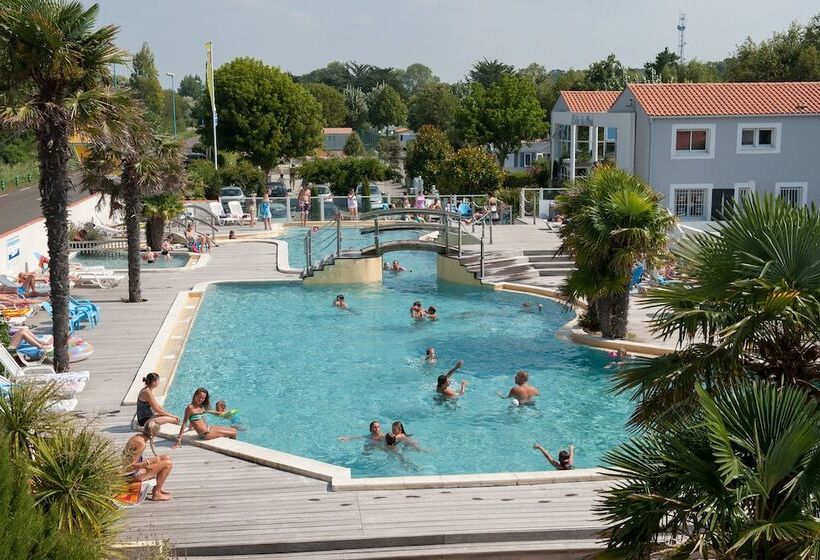 ホテル Camping L'abri Des Pins