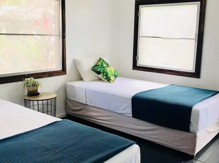 Hotelli Sarana Bungalows