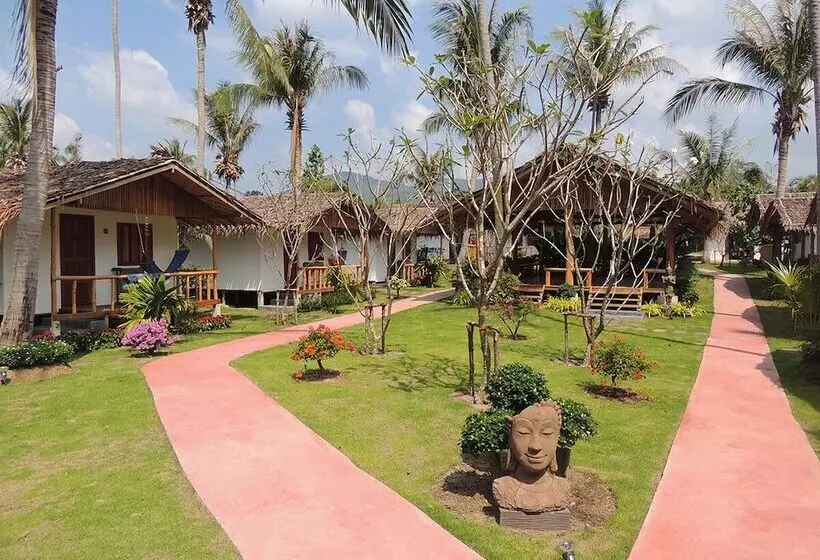 Hotelli Sarana Bungalows