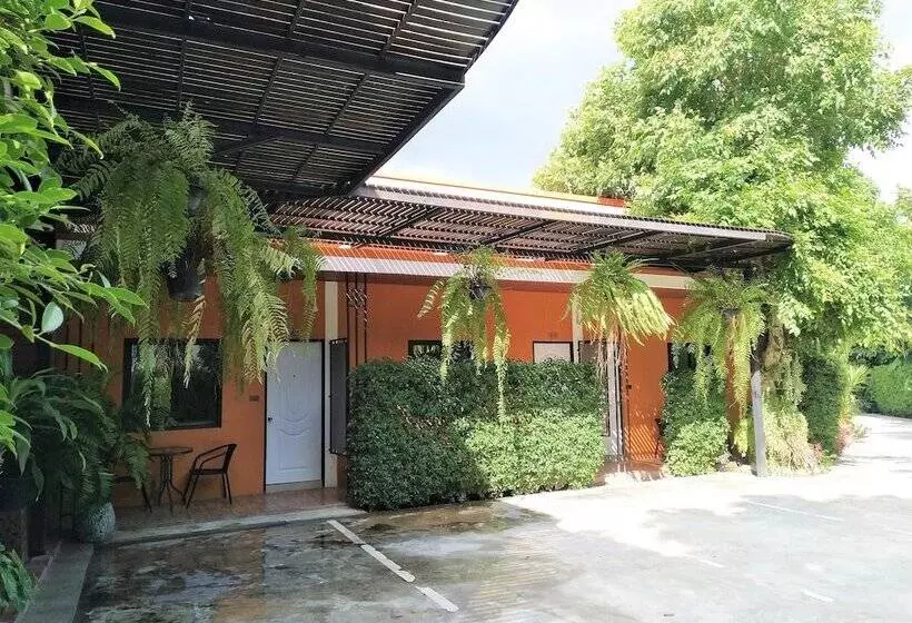 ホテル Serena Resort