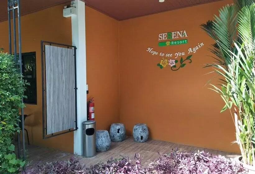 ホテル Serena Resort