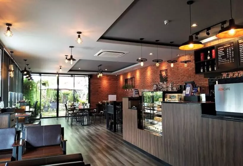 ホテル Serena Resort