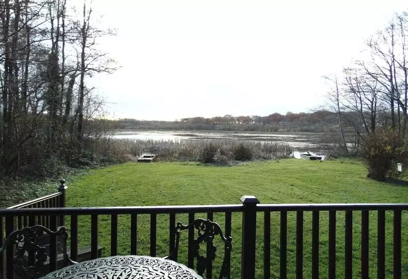 ホテル The Tranquil Otter