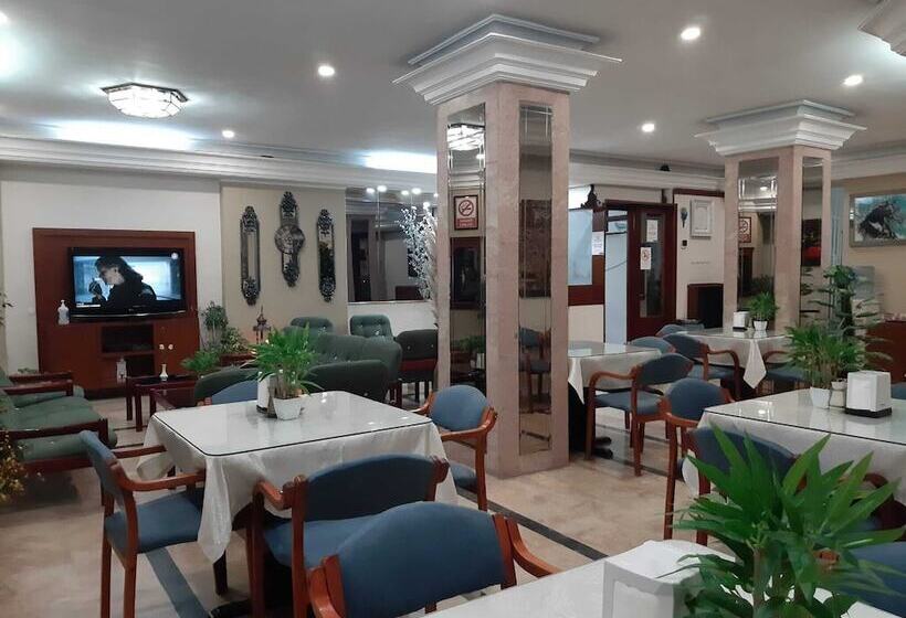 בית מלון כפרי Tokat Burcu