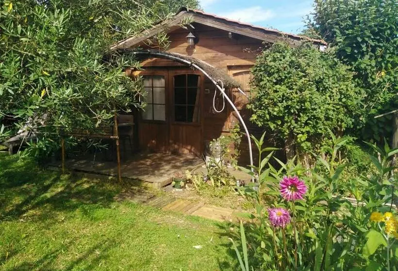 Le Chalet Du Jardin Caché