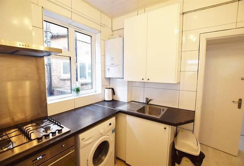 ペンション Regent Guest House