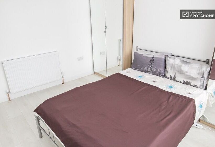 ペンション Regent Guest House