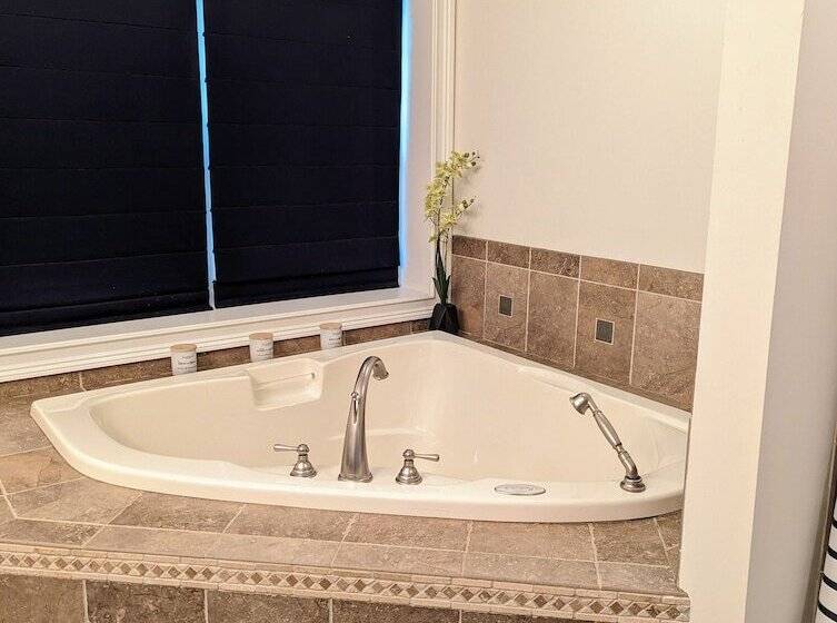 The Barn At Strasburg B&b