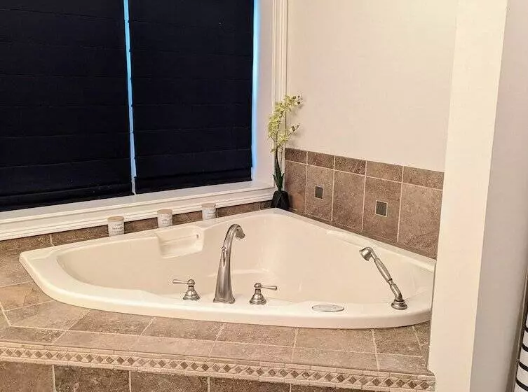 The Barn At Strasburg B&b