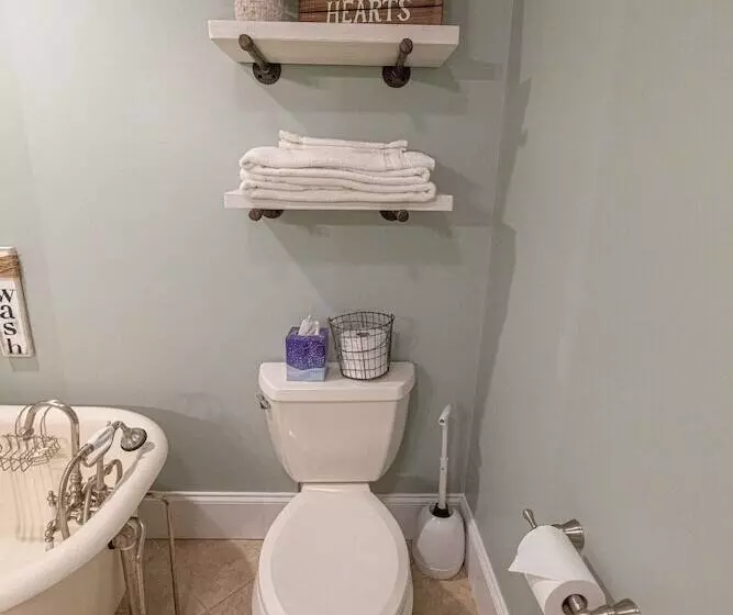 The Barn At Strasburg B&b