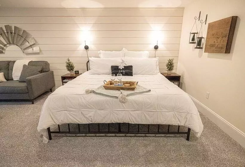 The Barn At Strasburg B&b