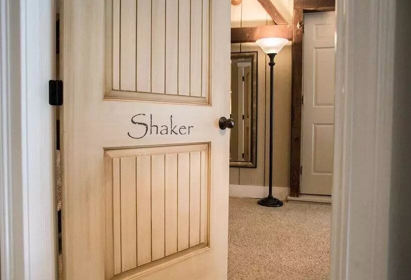 The Barn At Strasburg B&b