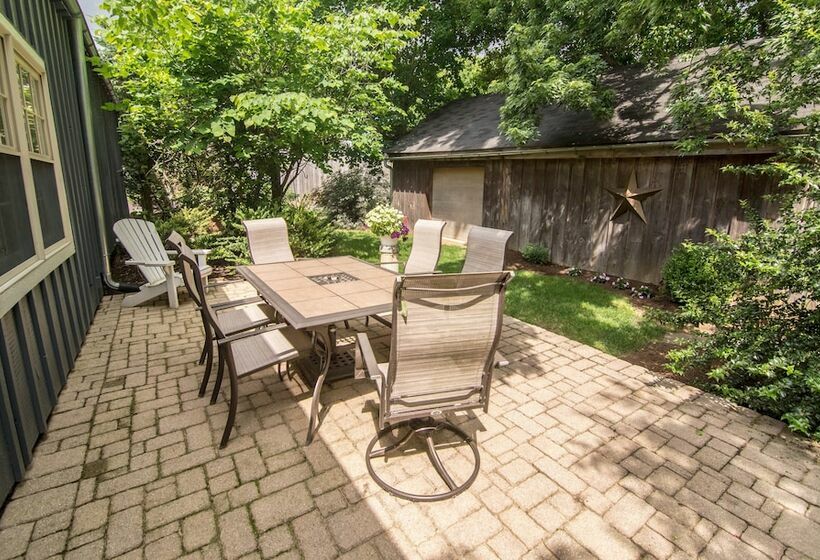 The Barn At Strasburg B&b