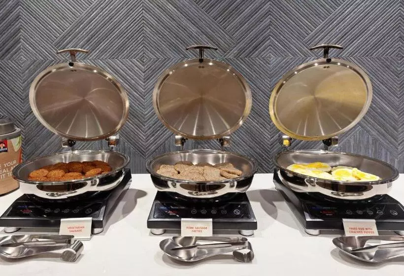 Towneplace Suites By Marriott San Diego Central