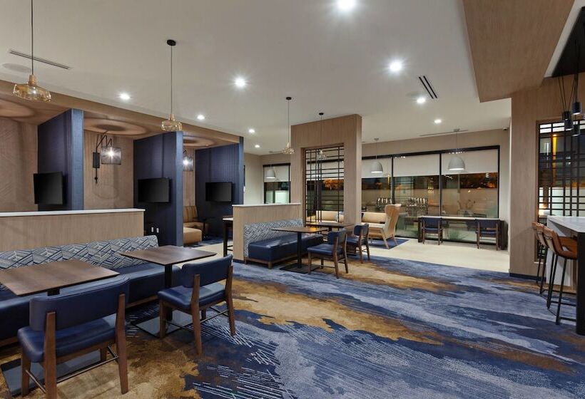 Towneplace Suites By Marriott San Diego Central