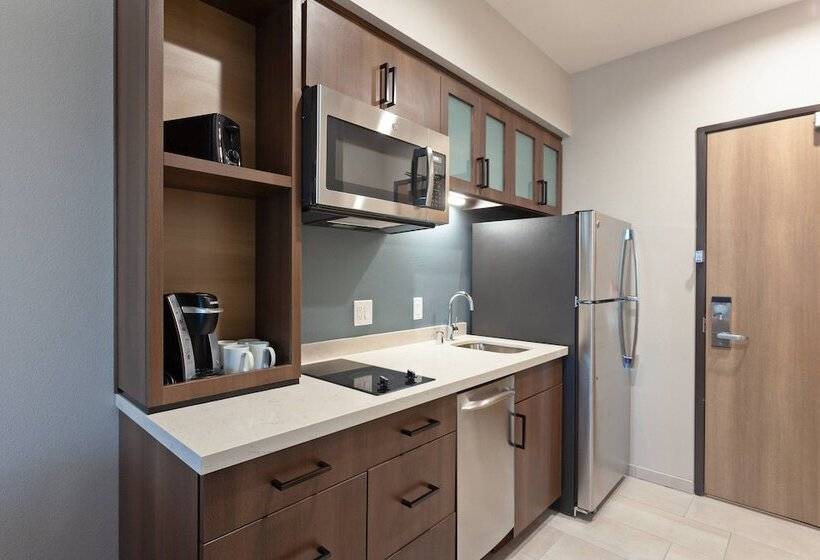 Towneplace Suites By Marriott San Diego Central