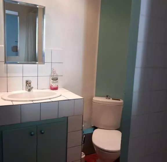 Aamiaismajoitus (B&B) La Maison Bleue