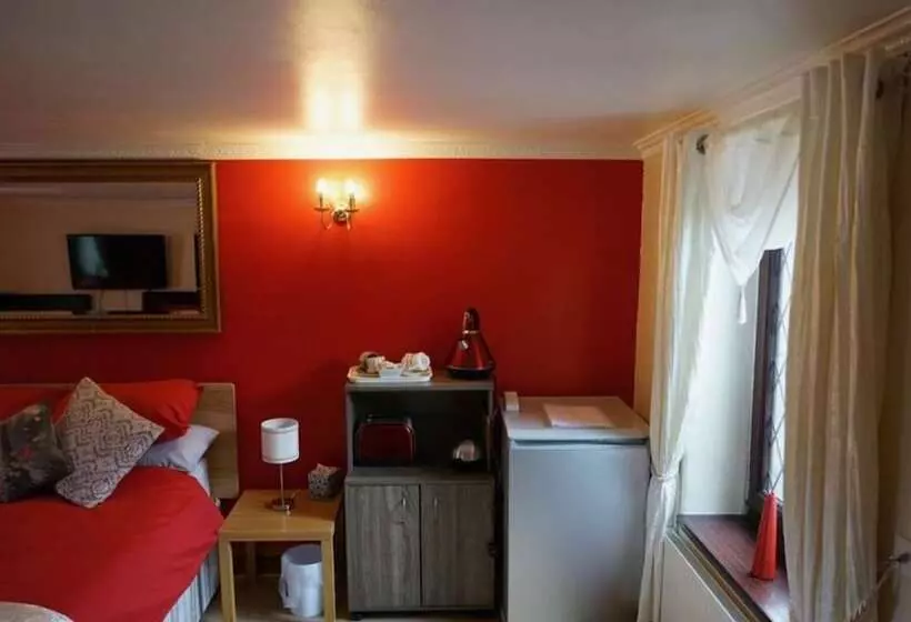 Aamiaismajoitus (B&B) Pentre Riding Stables