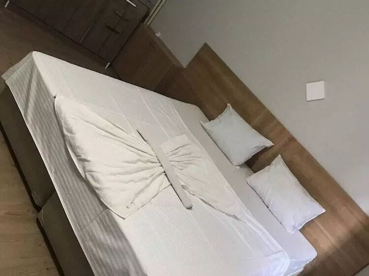 Esila Otel