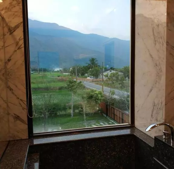 Hualien Fengcun B&b