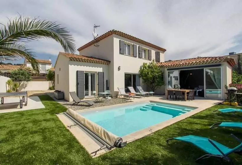 Homelly  Belle Maison Avec Piscine