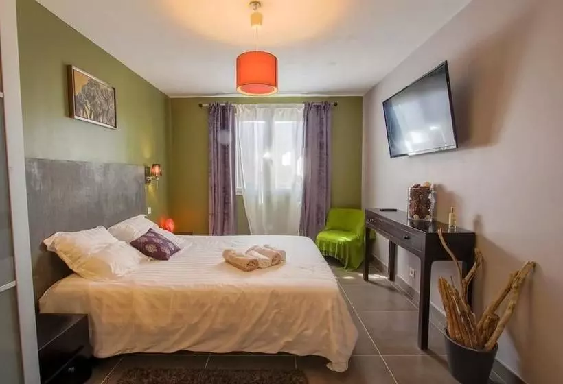 Homelly  Belle Maison Avec Piscine