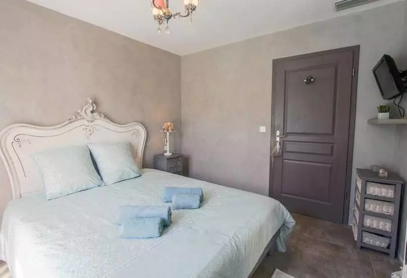 Homelly  Belle Maison Avec Piscine