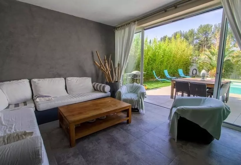 Homelly  Belle Maison Avec Piscine