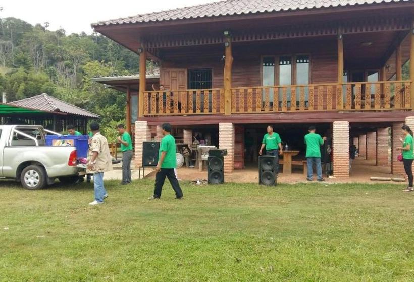 בית מלון כפרי Baan Kaset Bandit