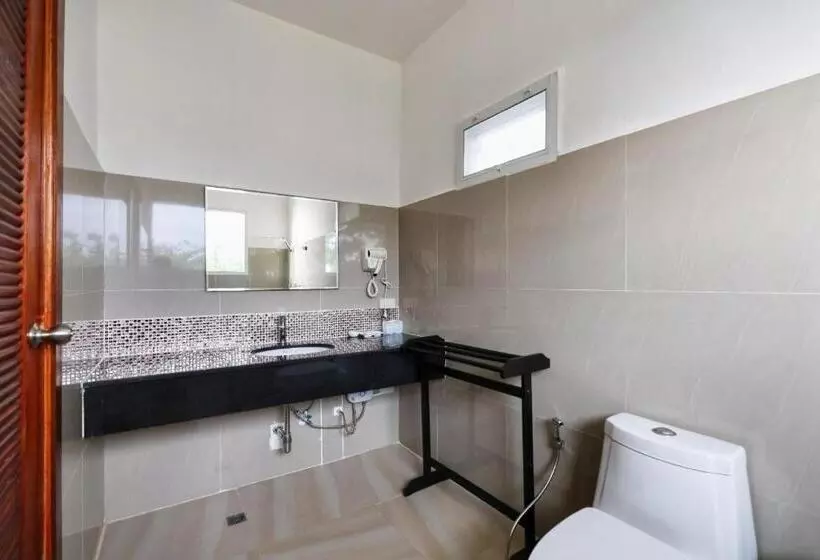 Hotelli Horizon Beach Resort Koh Jum