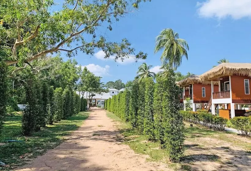 Hotelli Horizon Beach Resort Koh Jum