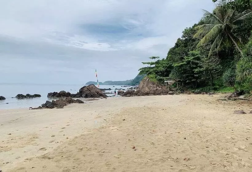 Hotelli Horizon Beach Resort Koh Jum